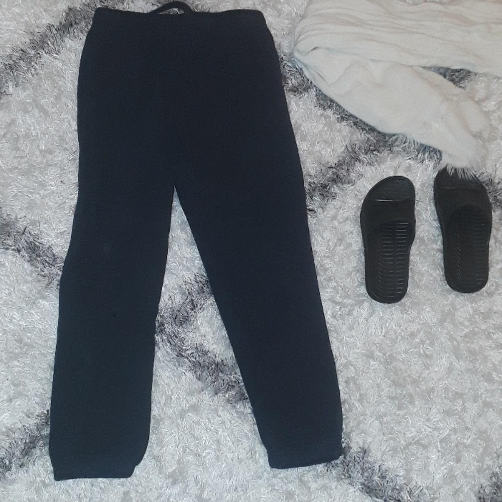 👀JUST IN 👀SWEATPANTS WITH 3 POCKETS